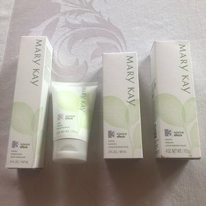 💋Mary Kay 💋Botanical Effects #3 Oily/Sensative